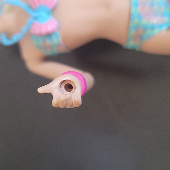 Barbies - Assorted - Picture 5 of 5